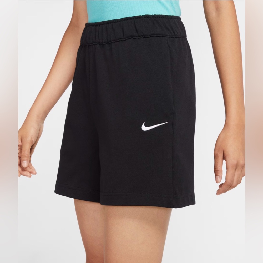 Nike Women’s XL Jersey Black High Rise Loose Fit Shorts Sportswear Pockets NWT